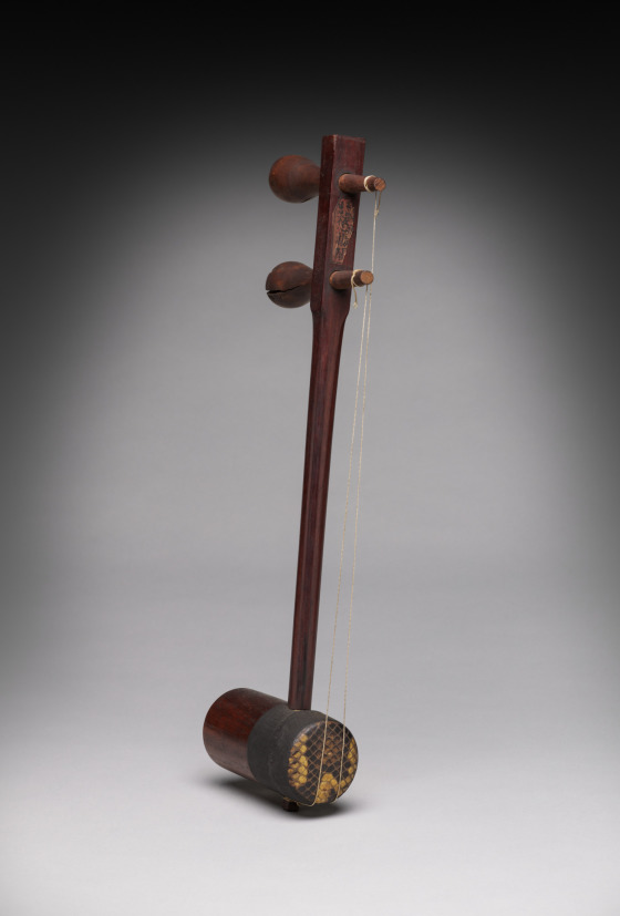 Erxian (TwoStringed Chinese Fiddle) Cleveland Museum of Art