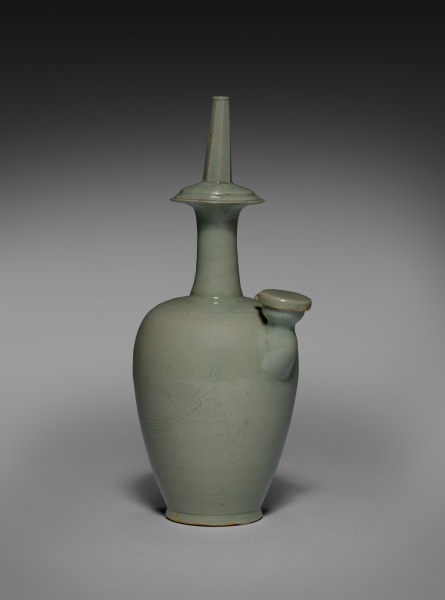 Water Ewer for Rituals (Kundika) with Incised Parrot Design
