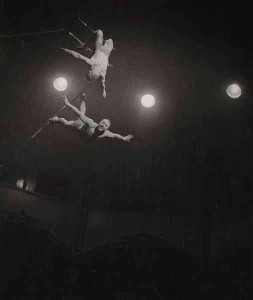 Two Acrobats, Cirque Médrano in Paris