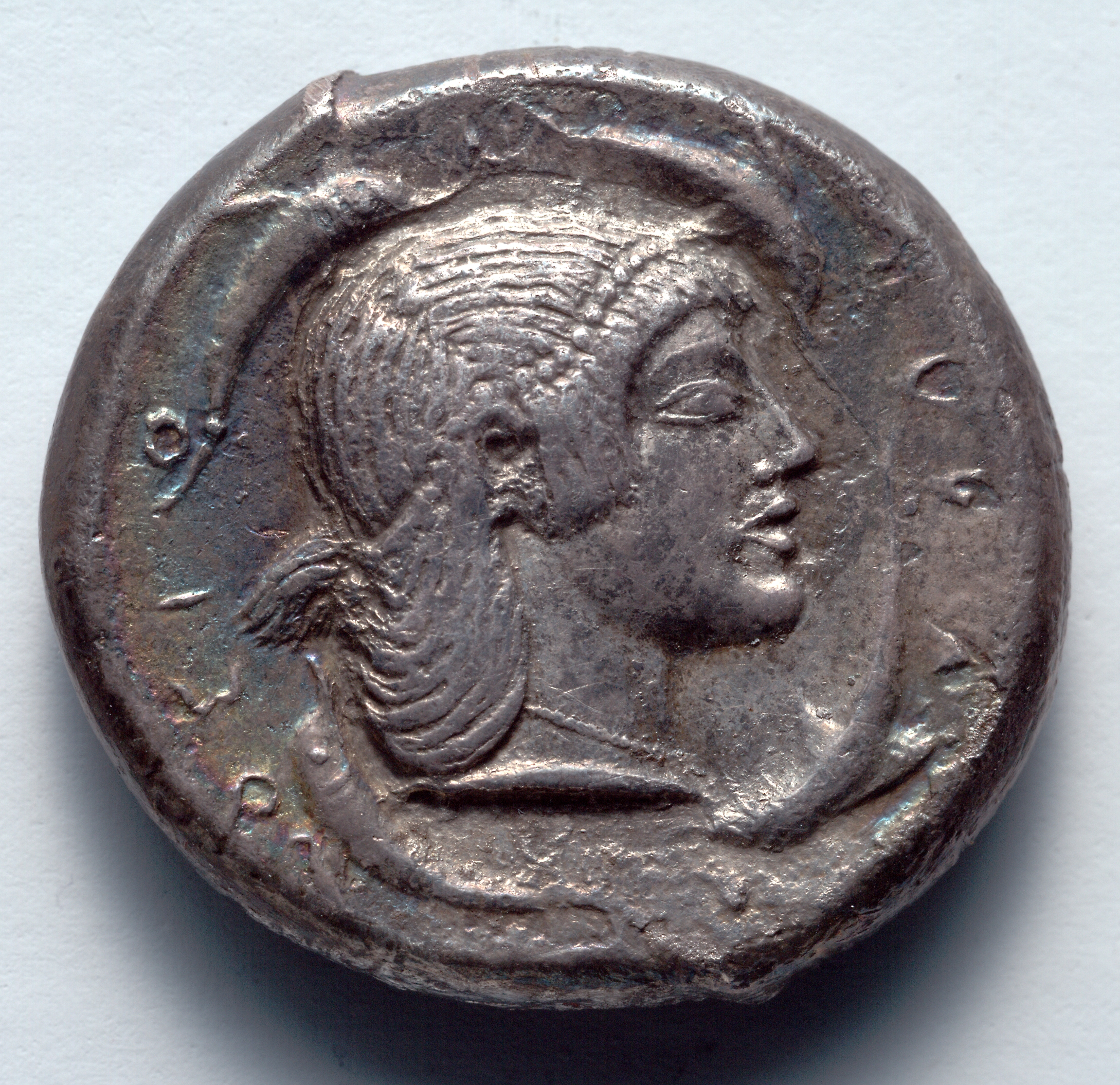 Tetradrachm: Head of Artemis/Arethousa, dolphins (reverse)