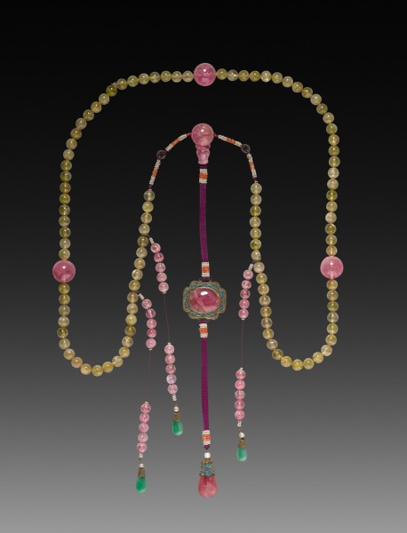 Mandarin Chain Bead Necklace