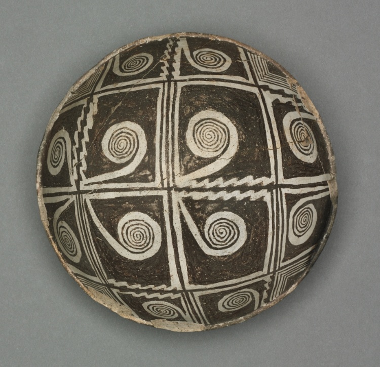 Bowl with Geometric Design (Four- part Scroll-in-Box)