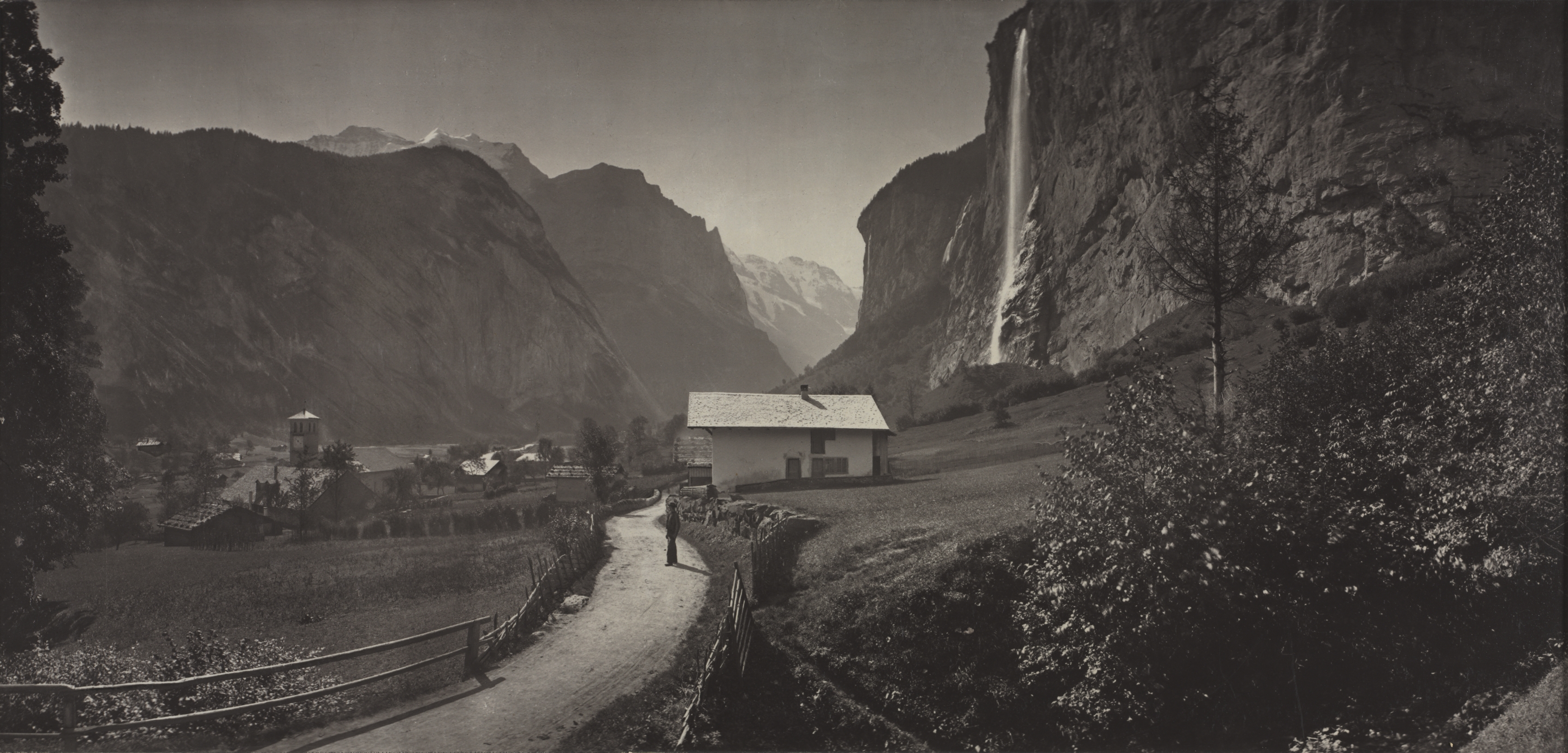 Valley of Lauterbrunnen, Switzerland (from the album Charbons de Braun- vues prises avec l'objectif panoramique mobile, 1868)