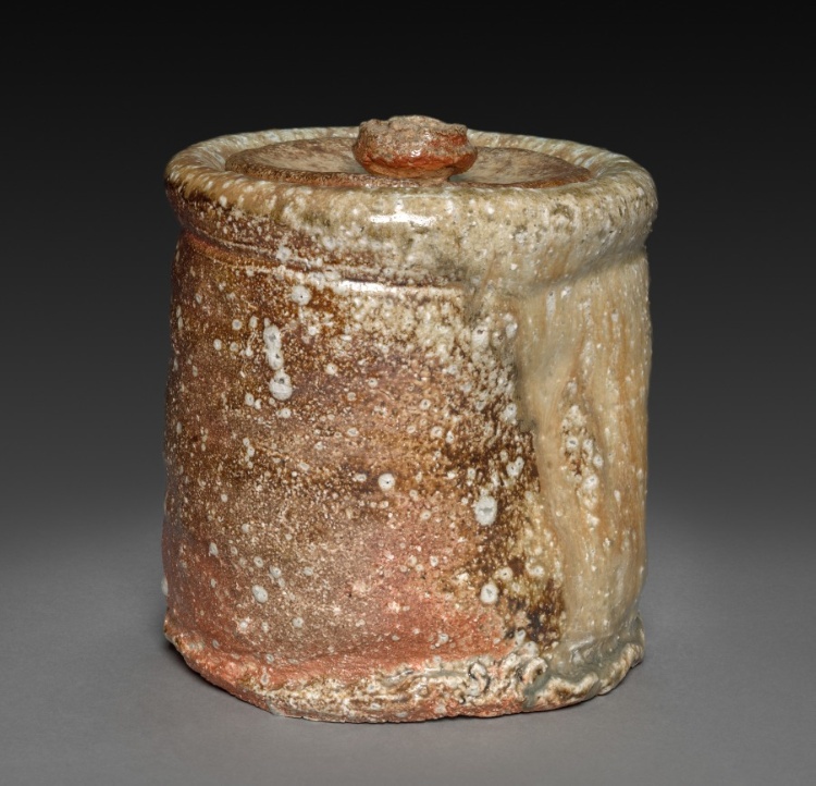 Water Jar with Lid