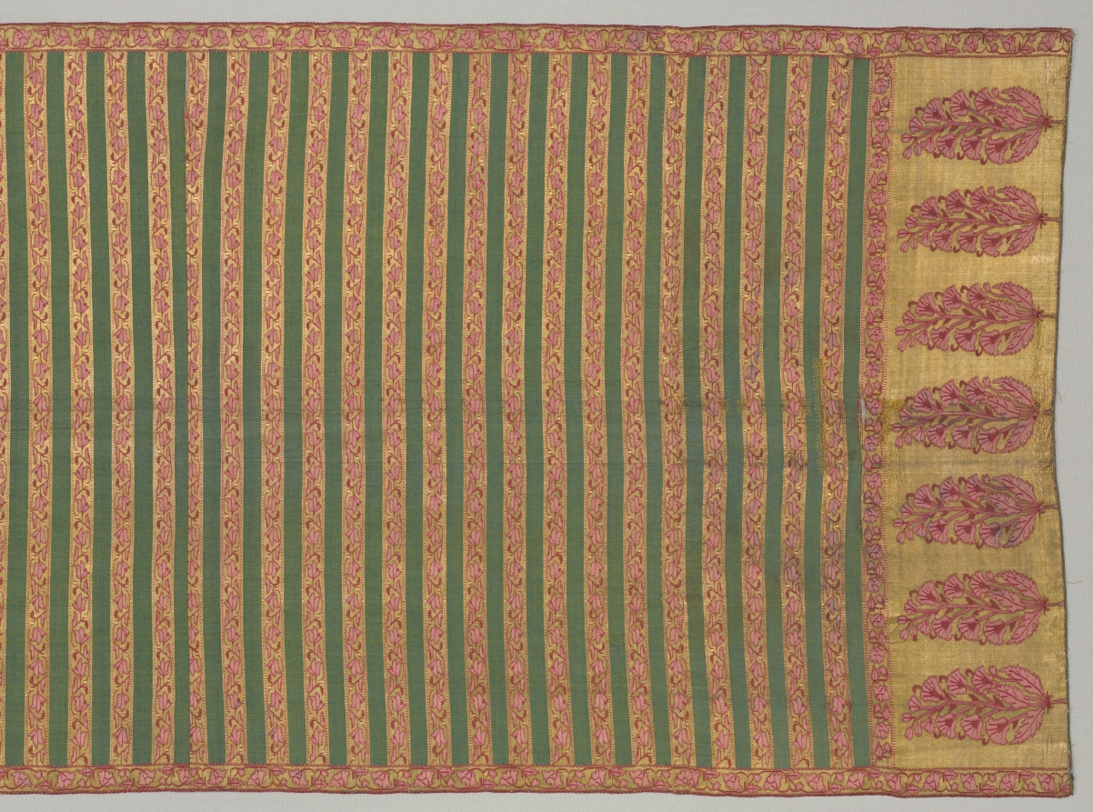 Sash with flora and banded field