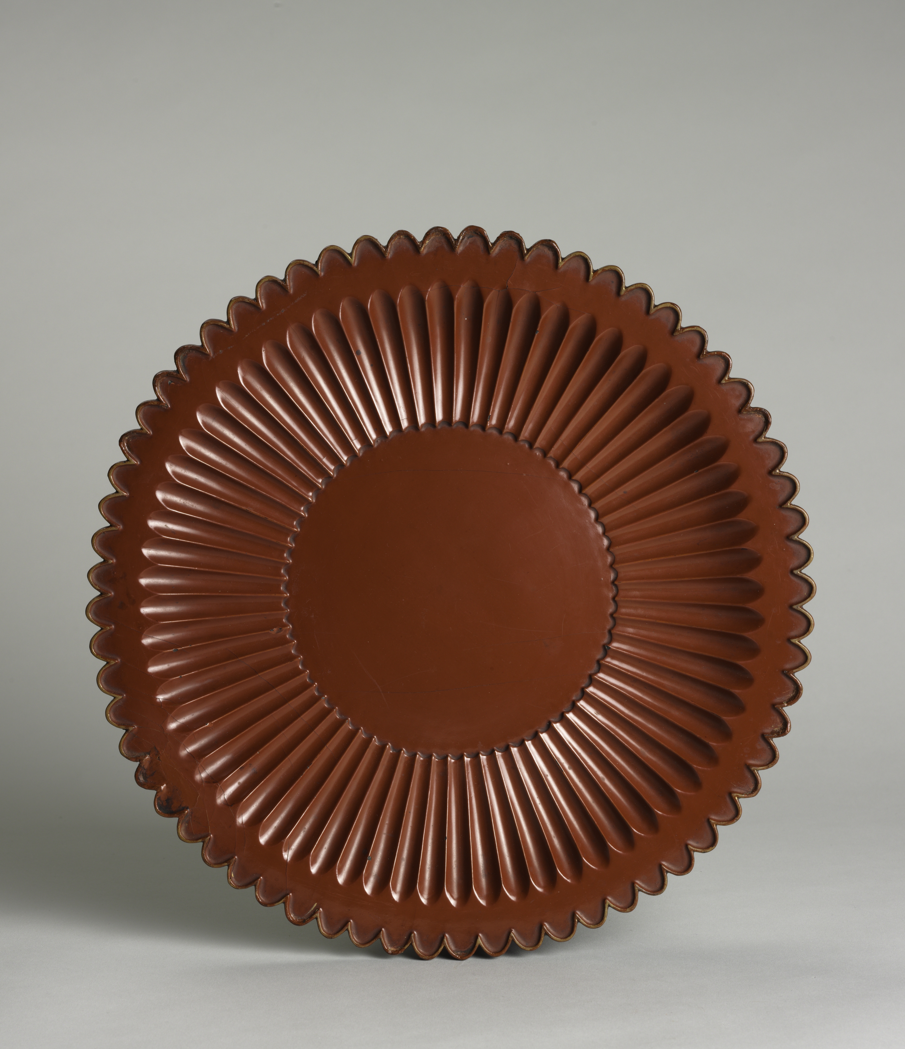 Fluted Tray