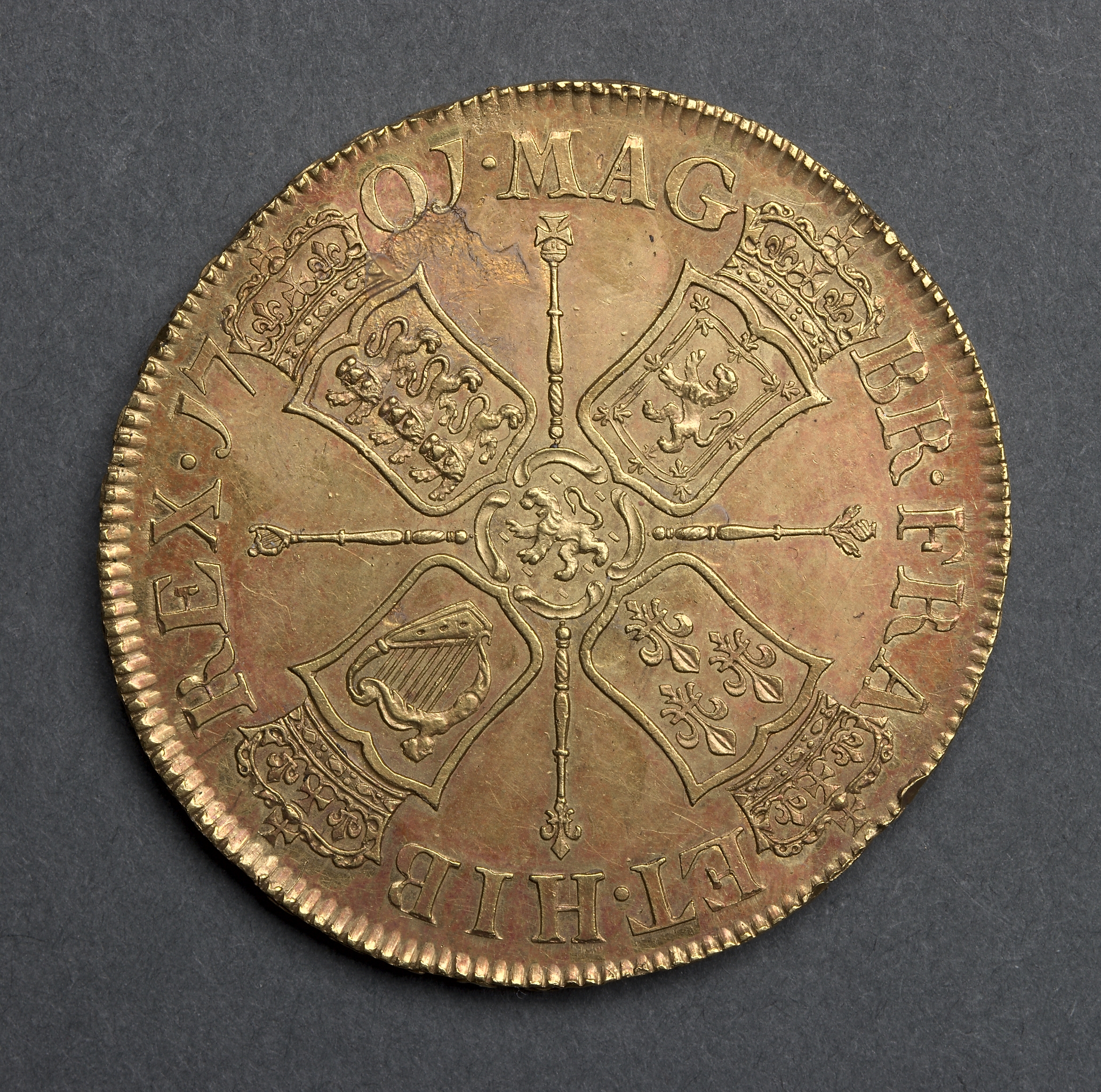 Five Guineas: Crowned Shields, Scepters, and Lion of Nassau (reverse)
