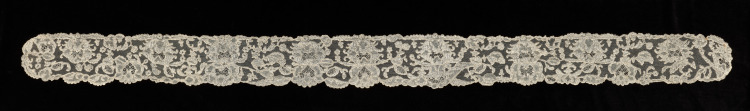 Needlepoint (Burano Point) Lace Lappet