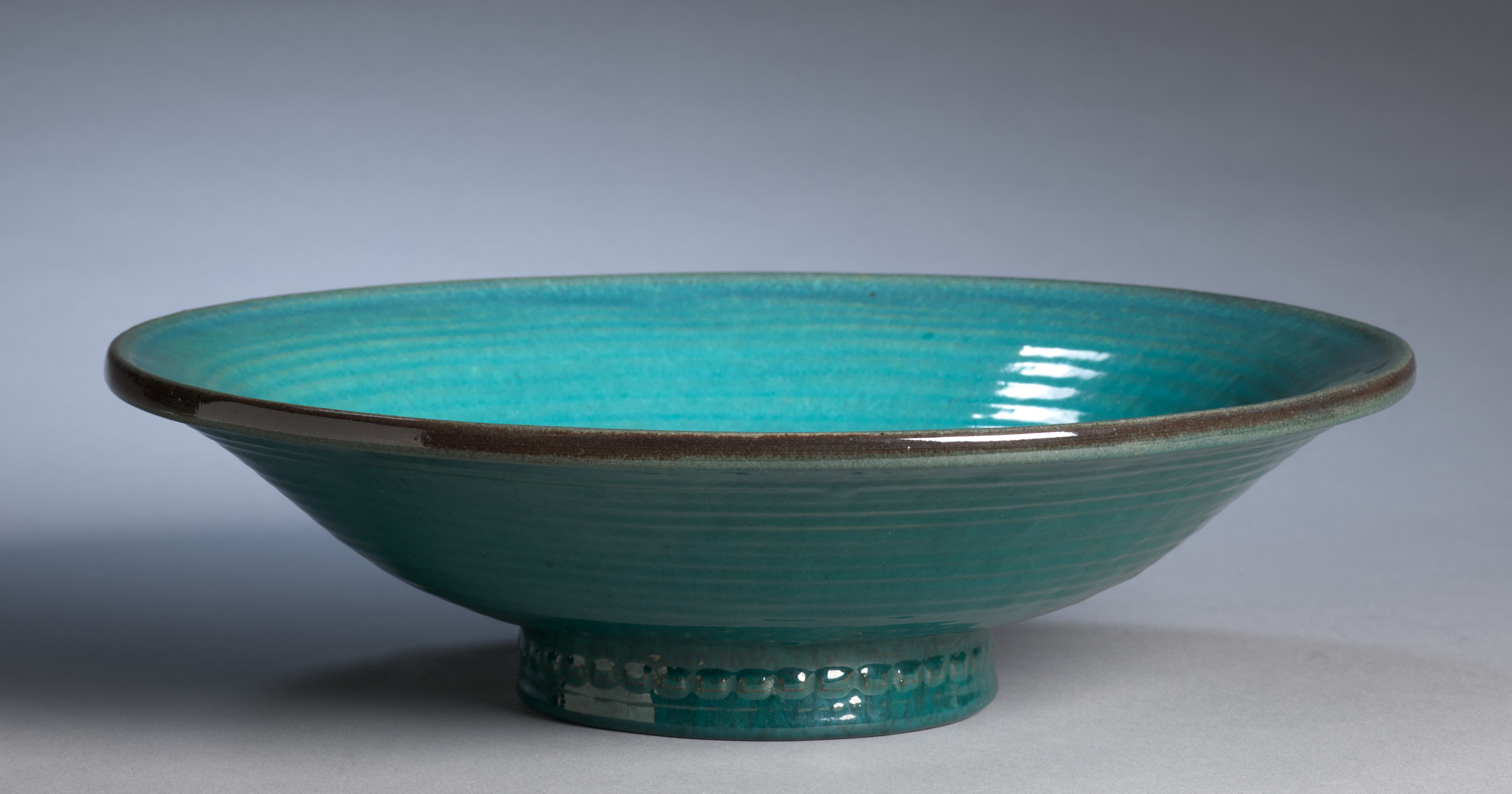 Turquoise-beryl Flower Bowl
