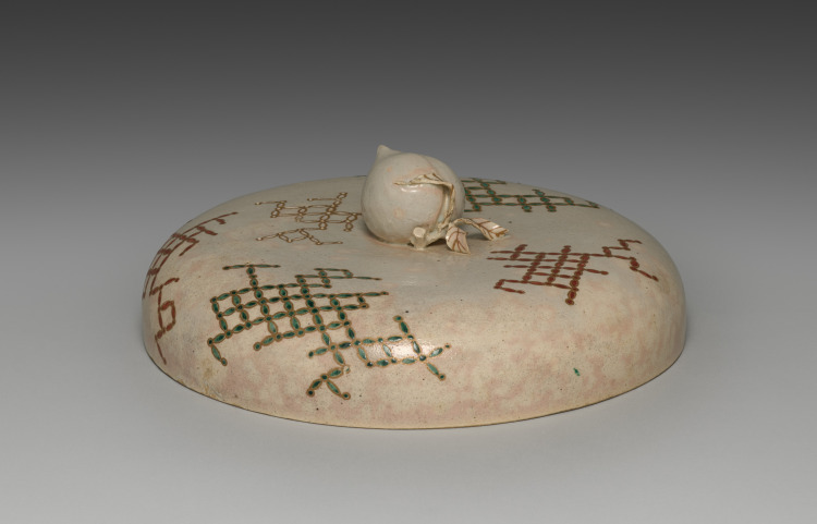 Cover for a Bowl with Seven Treasures