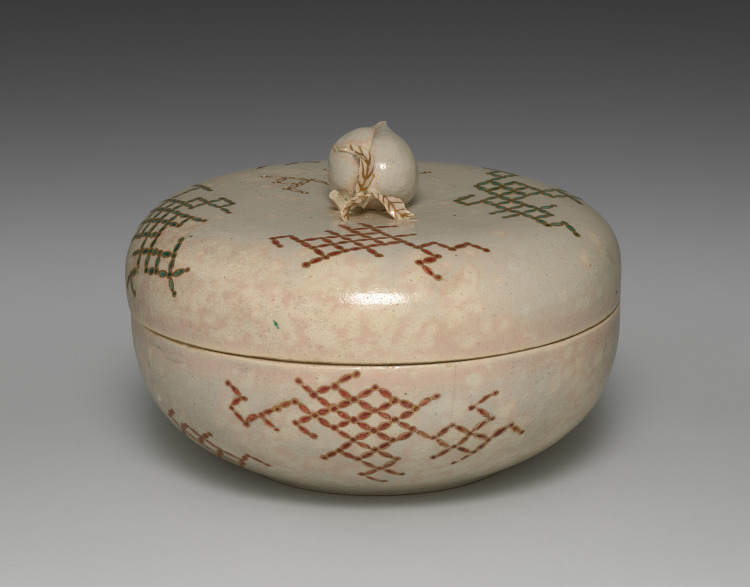 Covered Bowl with Seven Treasures