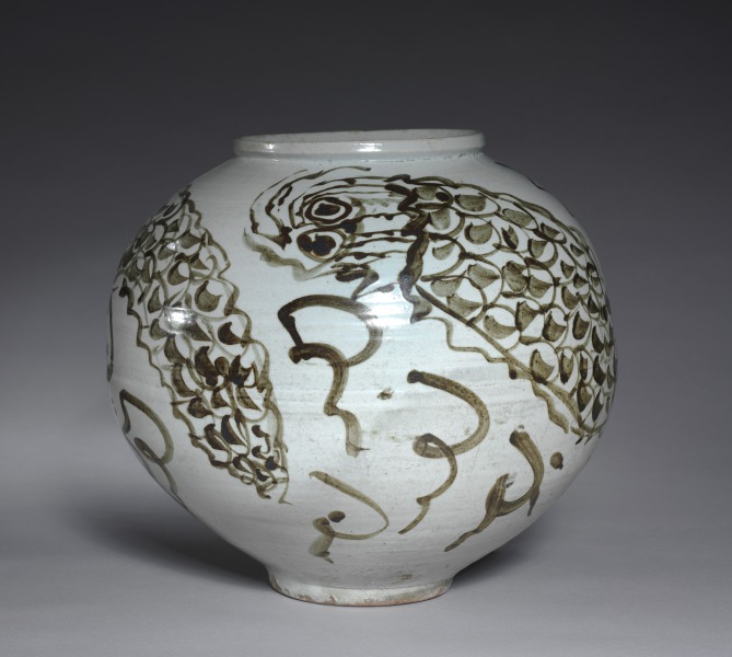 Jar with Dragon and Clouds Design