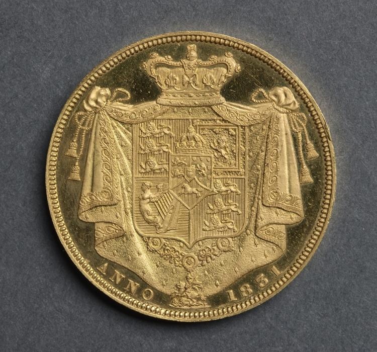 Two Pound Piece: Crowned and Heavily Mantled Shield of Arms (reverse)