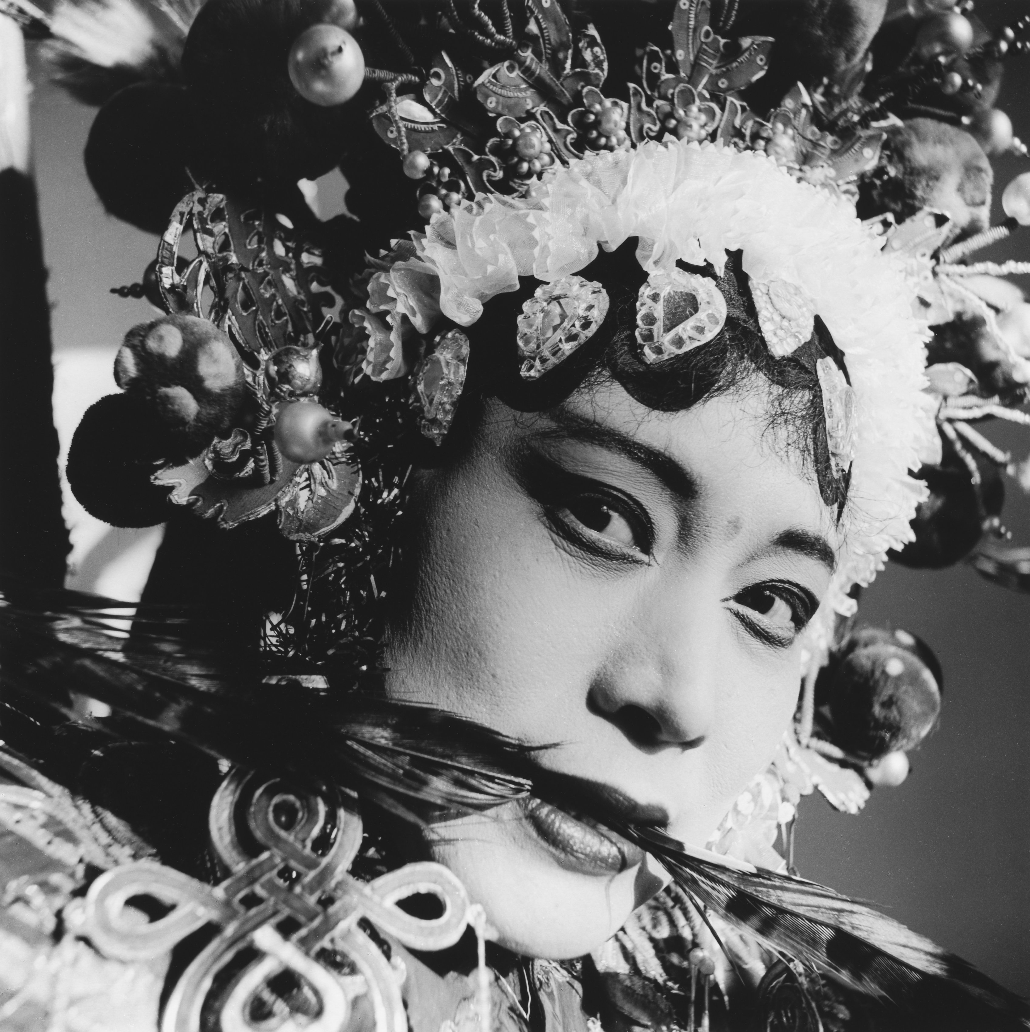 An Actress of Hebei Opera, Huoshentai, Henan Province
