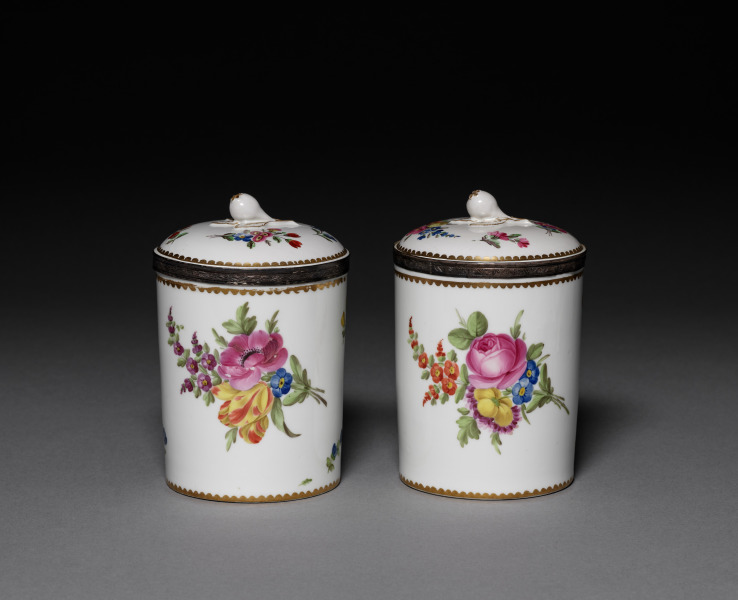 Pair of Covered Jars (Pots de tabac)