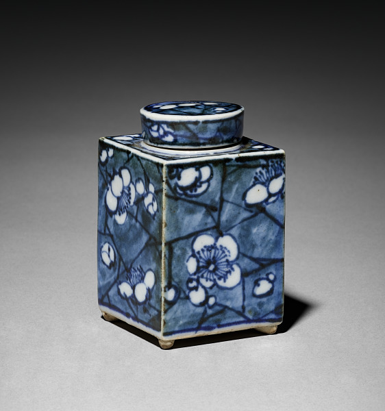 Tea Container with Plum Blossom