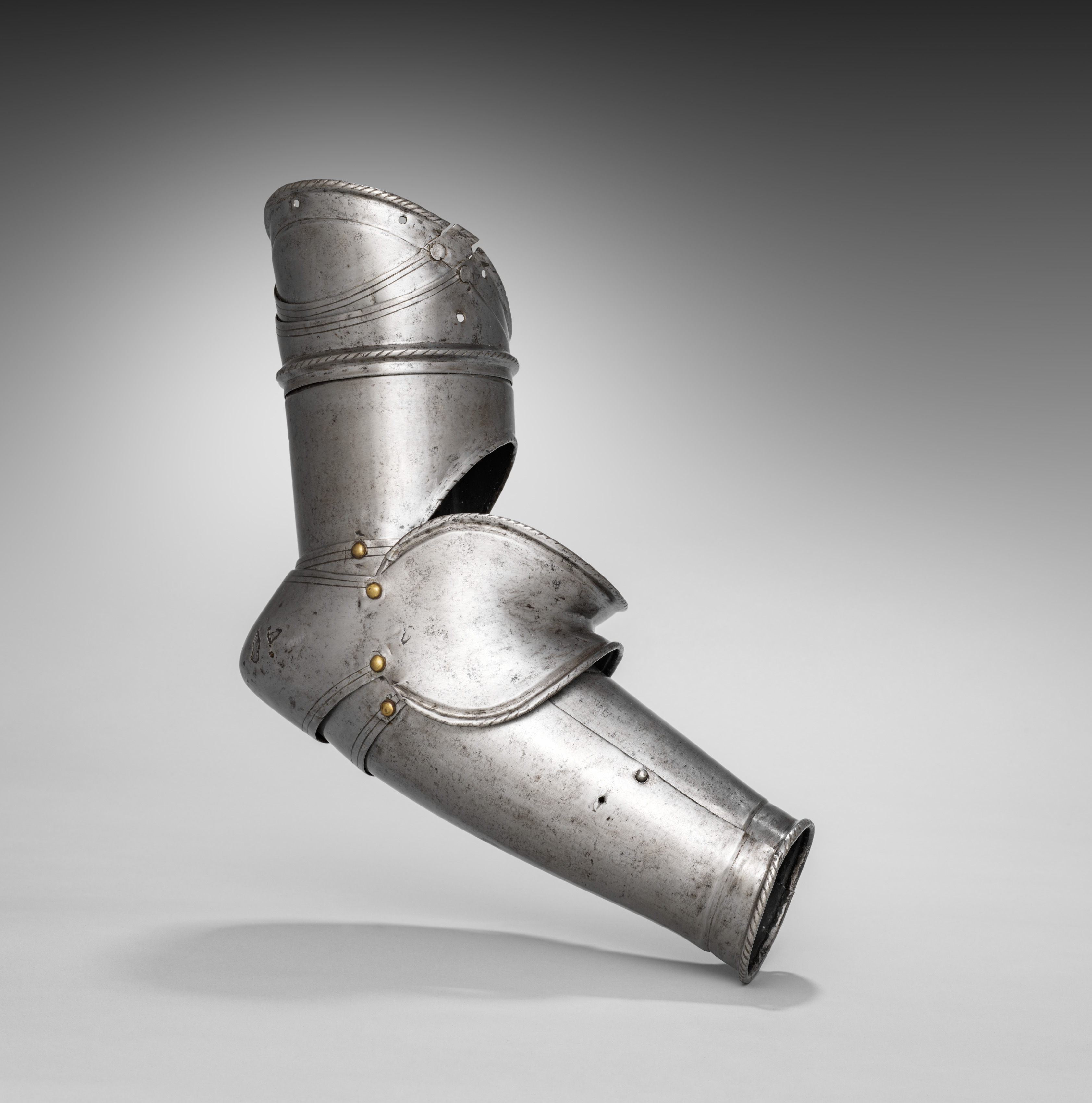 Proper Right Arm (Vambrace, Rerebrace and Couter)